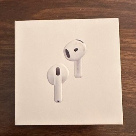 Apple Airpods - Picture 1 of 3